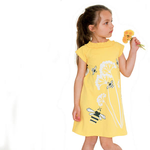 Girl wearing Dress Yellow / Honeybees Lifestyle